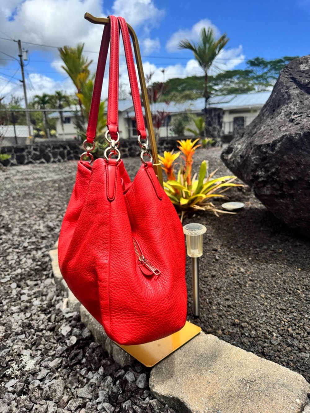 Coach Edie 31 Pebbled Leather Shoulder Bag Red Hobo Gold Hardware - Picture 4 of 16